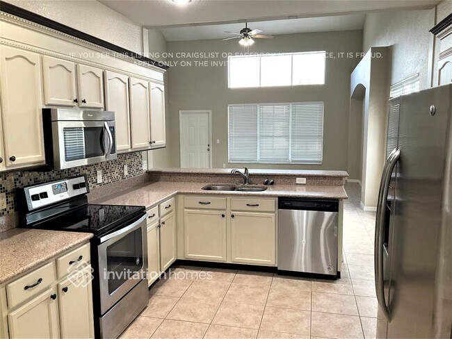 Foto del edificio - 8472 Adele Rd