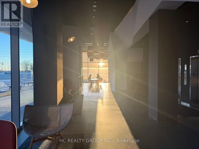 Building Photo - 10 Rouge Valley Dr W