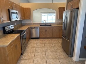 Building Photo - 3437 Cherry Ridge Rd