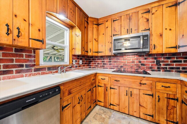 Foto del edificio - Charming 3 Bedroom, 2 Bathroom Ranch home in West Chester