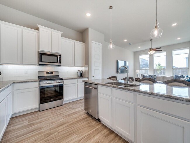 Foto del edificio - 1913 Renwick Dr