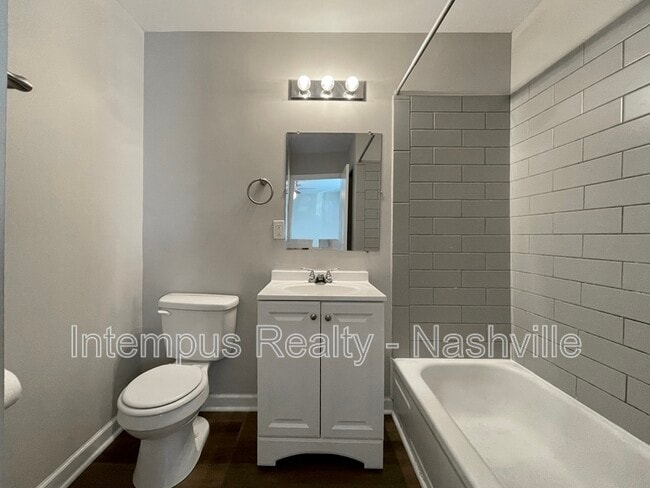 Foto del edificio - 910 Shelby Ave