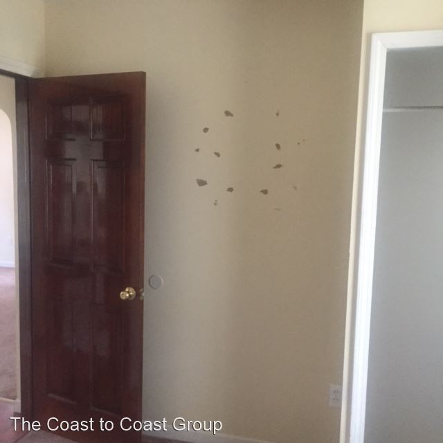 Foto del edificio - 2 br, 1 bath House - 12408 Sarsfield