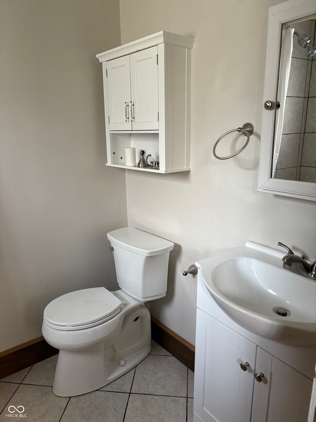 Building Photo - 823 Tecumseh St