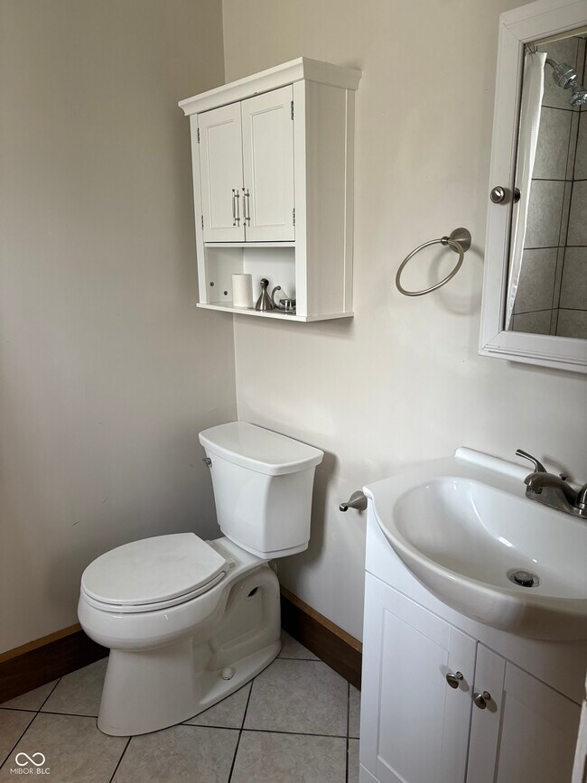 Foto del edificio - 823 Tecumseh St