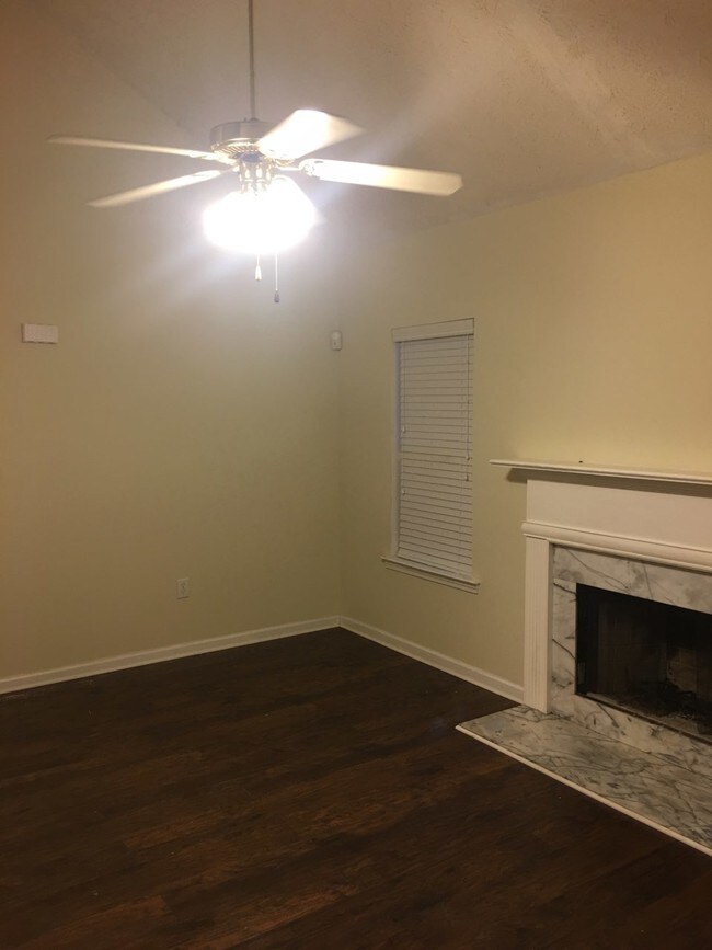 Building Photo - 6470 Wellington Chase Ct