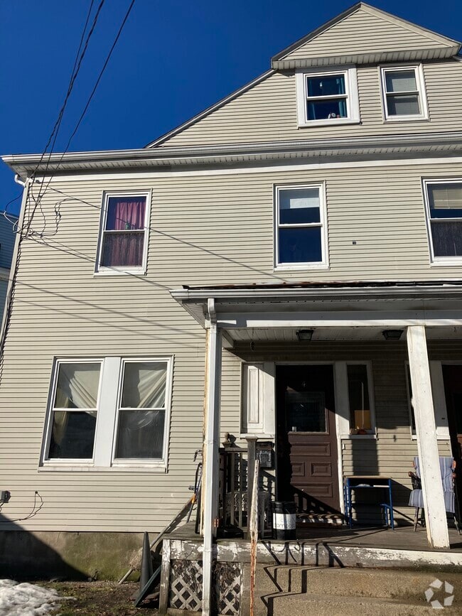 Building Photo - 4 Haskell St