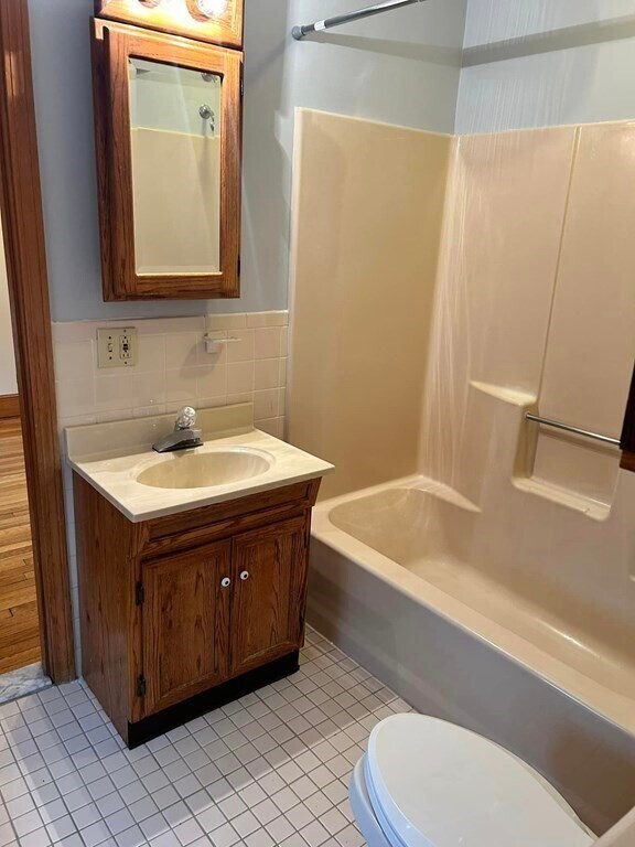 460 Quincy Ave, Quincy, MA 02169 Townhome Rentals in Quincy MA