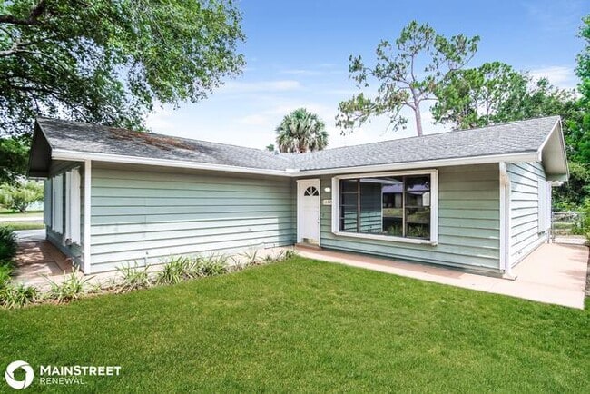 Foto del edificio - 537 ESCAROLE ST S E, PALM BAY, FL 32909