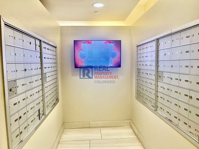 Foto del edificio - 1700 Bassett St