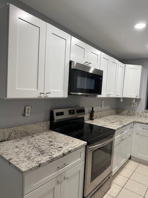 Building Photo - 13283 Pineapple Palm Ct