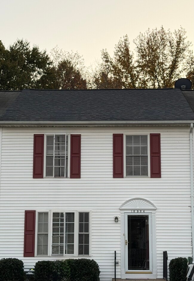 Building Photo - 10904 Coreys Way