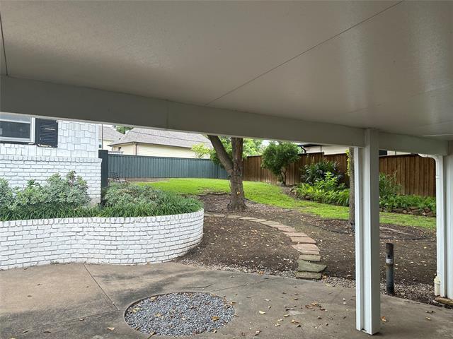 Building Photo - 6911 Blackwood Dr