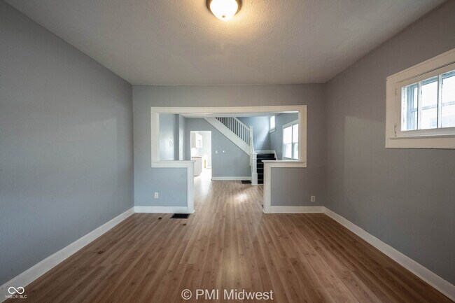 Foto del edificio - 3413 N Capitol Ave