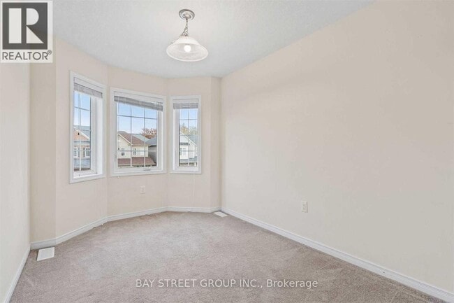 Building Photo - 7735 Shadbush Ln