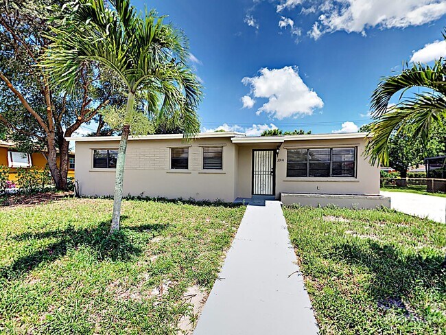 Foto del edificio - 3310 NW 176th St