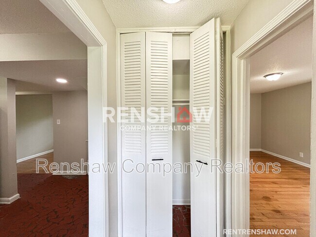 Foto del edificio - 4076 Chippewa Rd