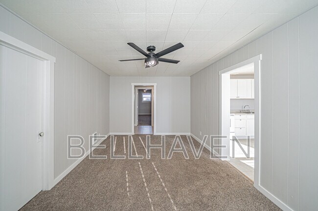 Foto del edificio - 134 W Main St