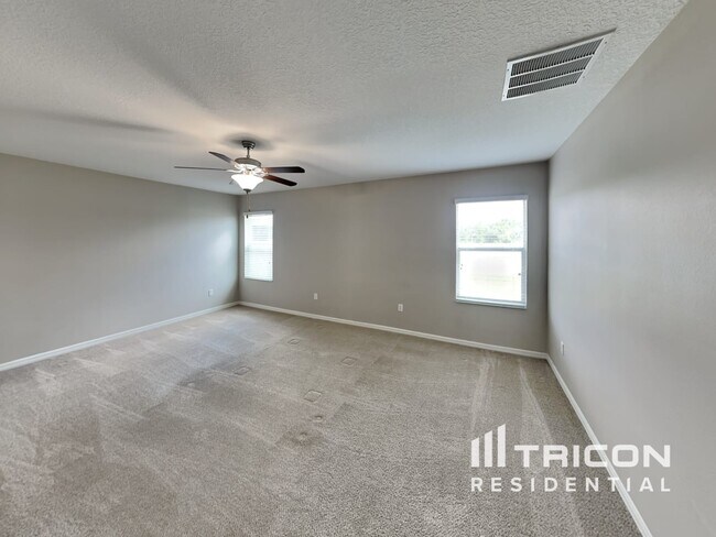 Building Photo - 17106 White Mangrove Drive Wimauma FL