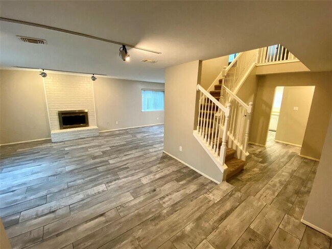 Building Photo - 57 S Waxberry Rd