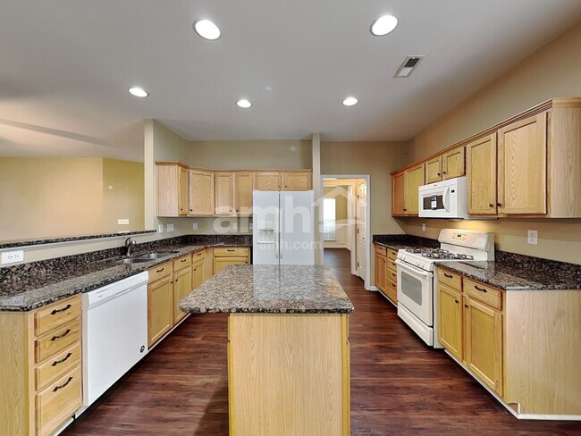 Building Photo - 12418 Swan Wings Pl