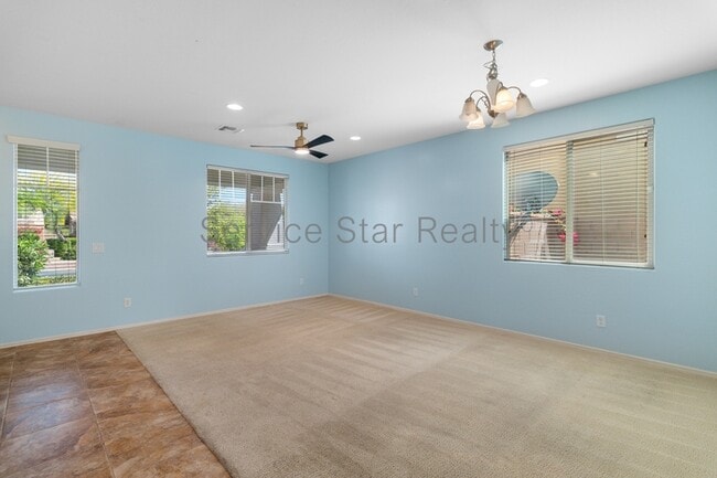 Building Photo - 3158 N Clanton St