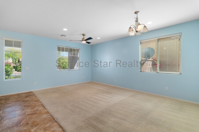 Foto del edificio - 3158 N Clanton St