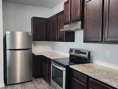 Building Photo - 4907 Hillstone Dr