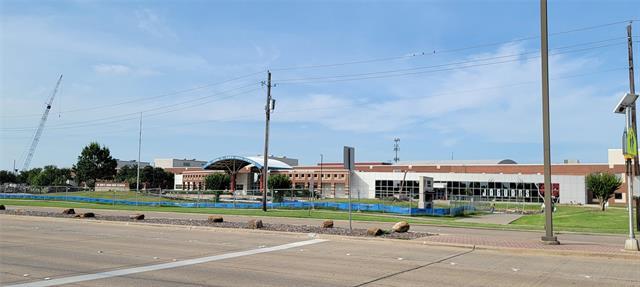 Building Photo - 2620 Waterloo Ln