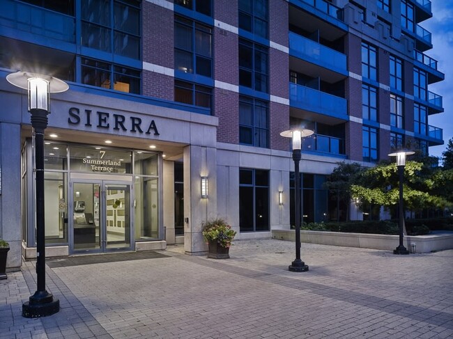 Building Photo - Sierra at Village Gate West