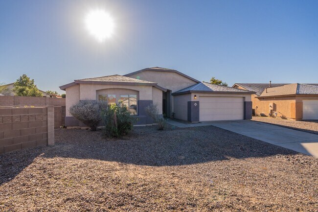 Foto del edificio - 8220 N Freshwater Ln