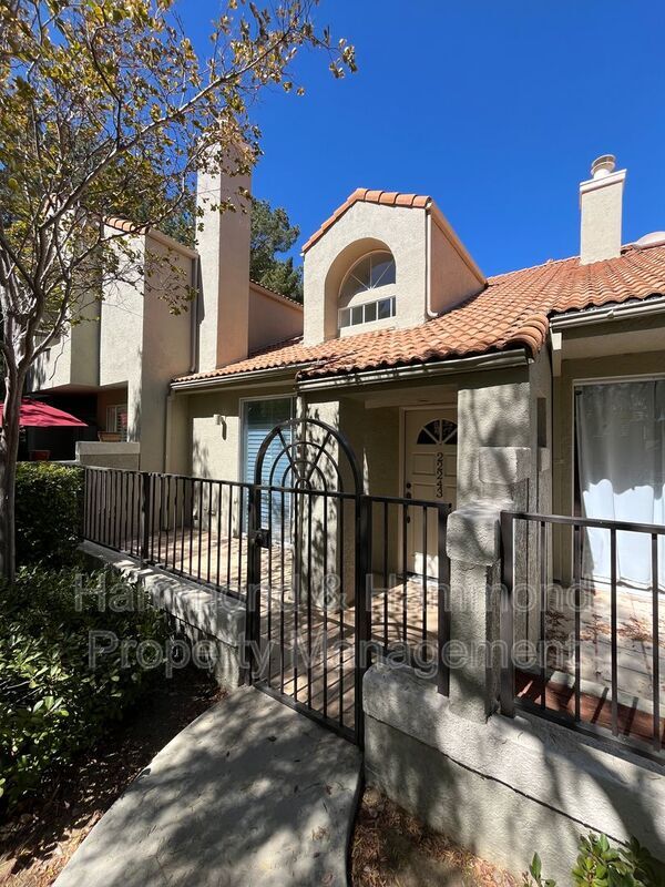 Foto del edificio - 22243 Shadow Valley Cir