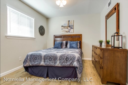 Building Photo - 4618 Reiger Ave