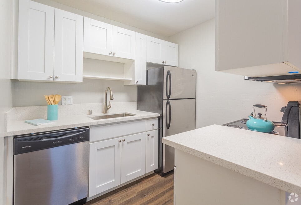 Skyline Heights Apartments