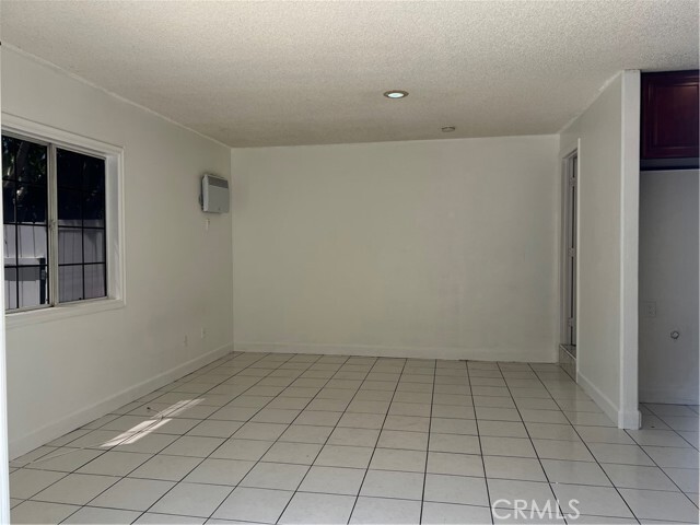 Foto del edificio - 1136 Cary Ave