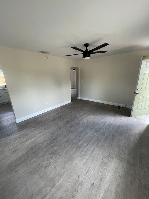 Foto del edificio - 811 Lotus Path