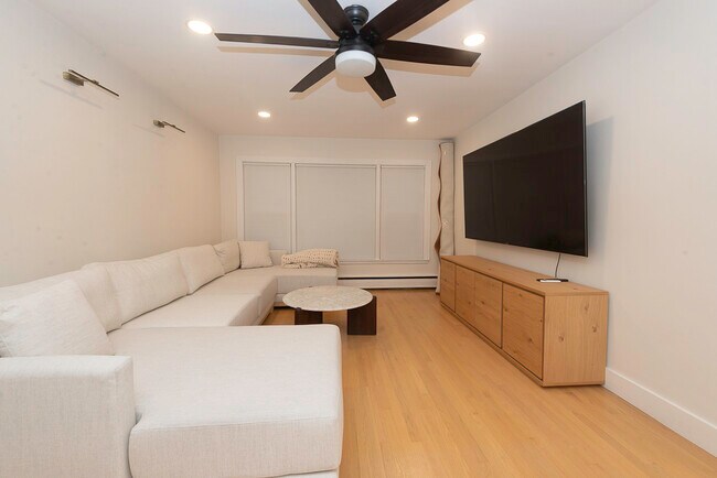 Foto del edificio - 4030 N Mozart St