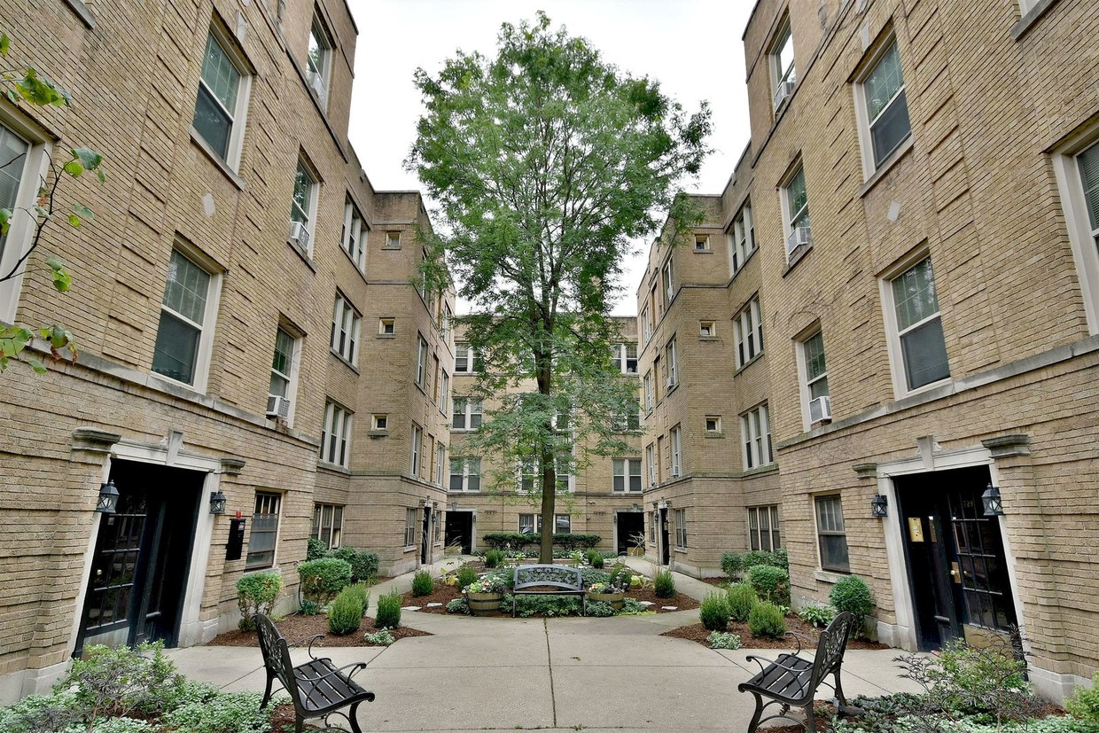 Primary Photo - 225a Washington Blvd