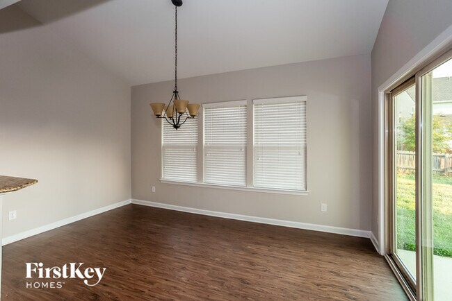 Foto del edificio - 7345 Elbens Ln SW