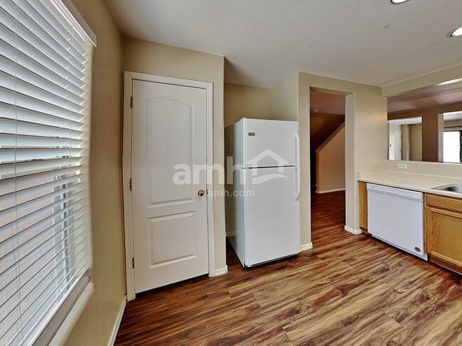 Foto del edificio - 18522 W Legend Dr