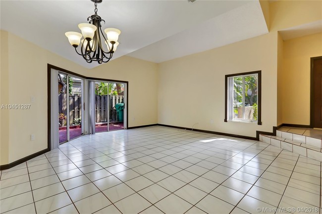 Building Photo - 10907 SW 75th Terrace