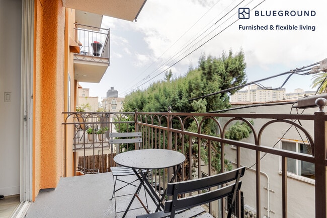 Building Photo - 345 Cloverdale Ave