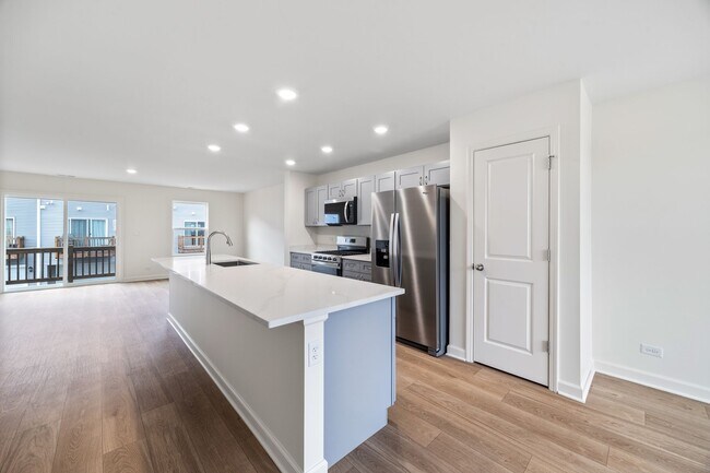 Foto del edificio - 2463 Bella Dr