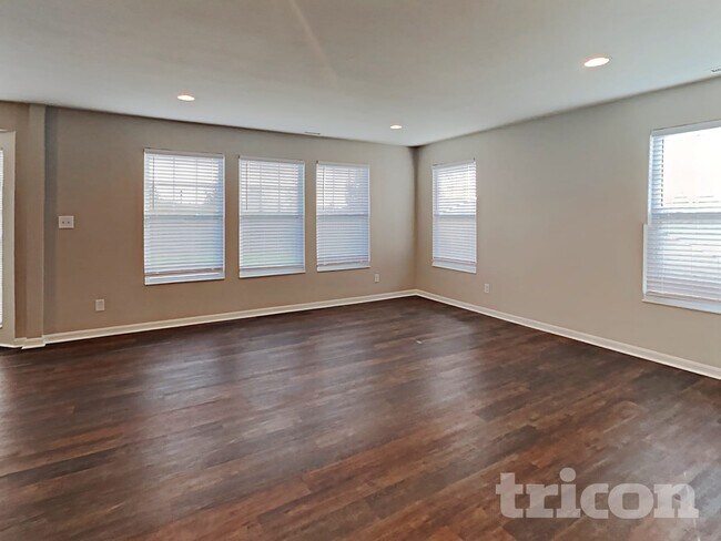 Foto del edificio - 6077 W Jamison Dr