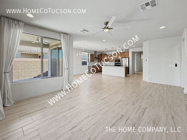 Building Photo - 13293 N Sanidine Dr