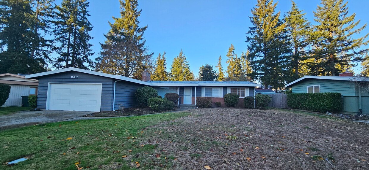 Robinswood Neighborhood 3 Bedroom Rambler - Robinswood Neighborhood  3 Bedroom Rambler
