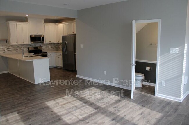 Building Photo - 3702 Richmond Run