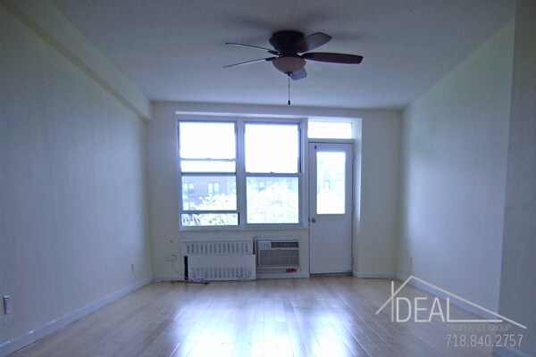 Primary Photo - 487 Ocean Pkwy