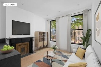 Building Photo - 1242 Putnam Ave