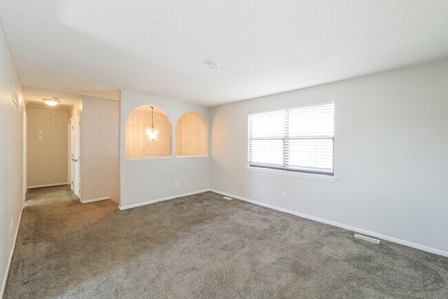 Foto del edificio - 101 E Pacific Dr